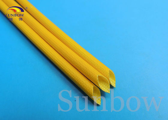 Chine H classent les propriétés ignifugeantes gainantes de flexibilité de fibre de verre jaune du silicone 2.5KV fournisseur