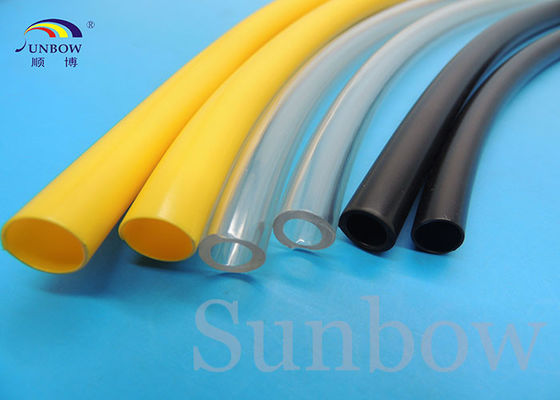 Chine Câblez la gestion flexibleTubing PVC clair Tubings de 4mm pour le harnais de fil fournisseur