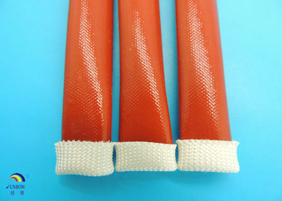 Chine Gainer tressé expansible élastique coloré/tube pour le câble empaquette la protection fournisseur